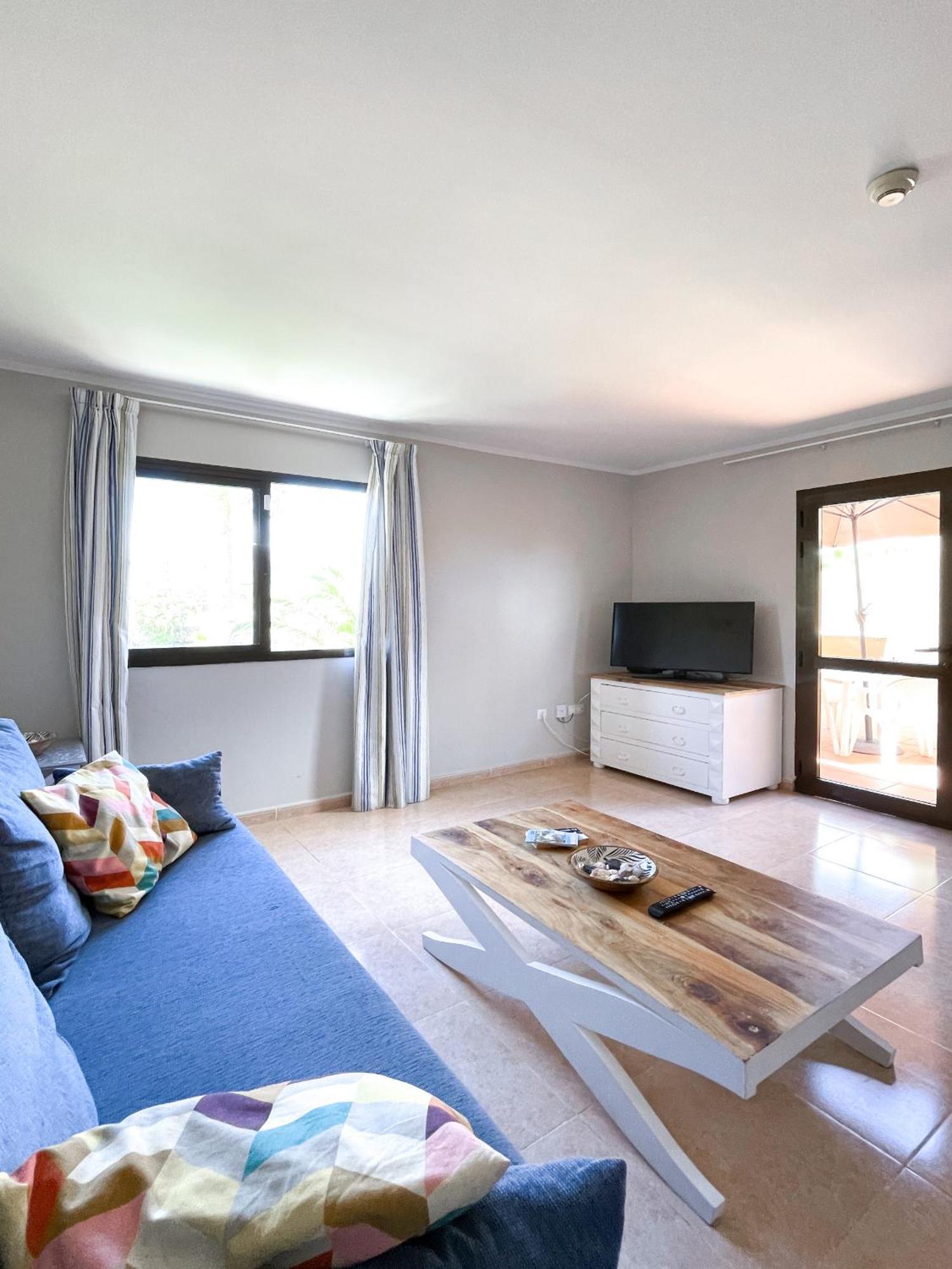 B-Rent Casa Angela Pool View Apartment คอร์ราเลโฮ ภายนอก รูปภาพ