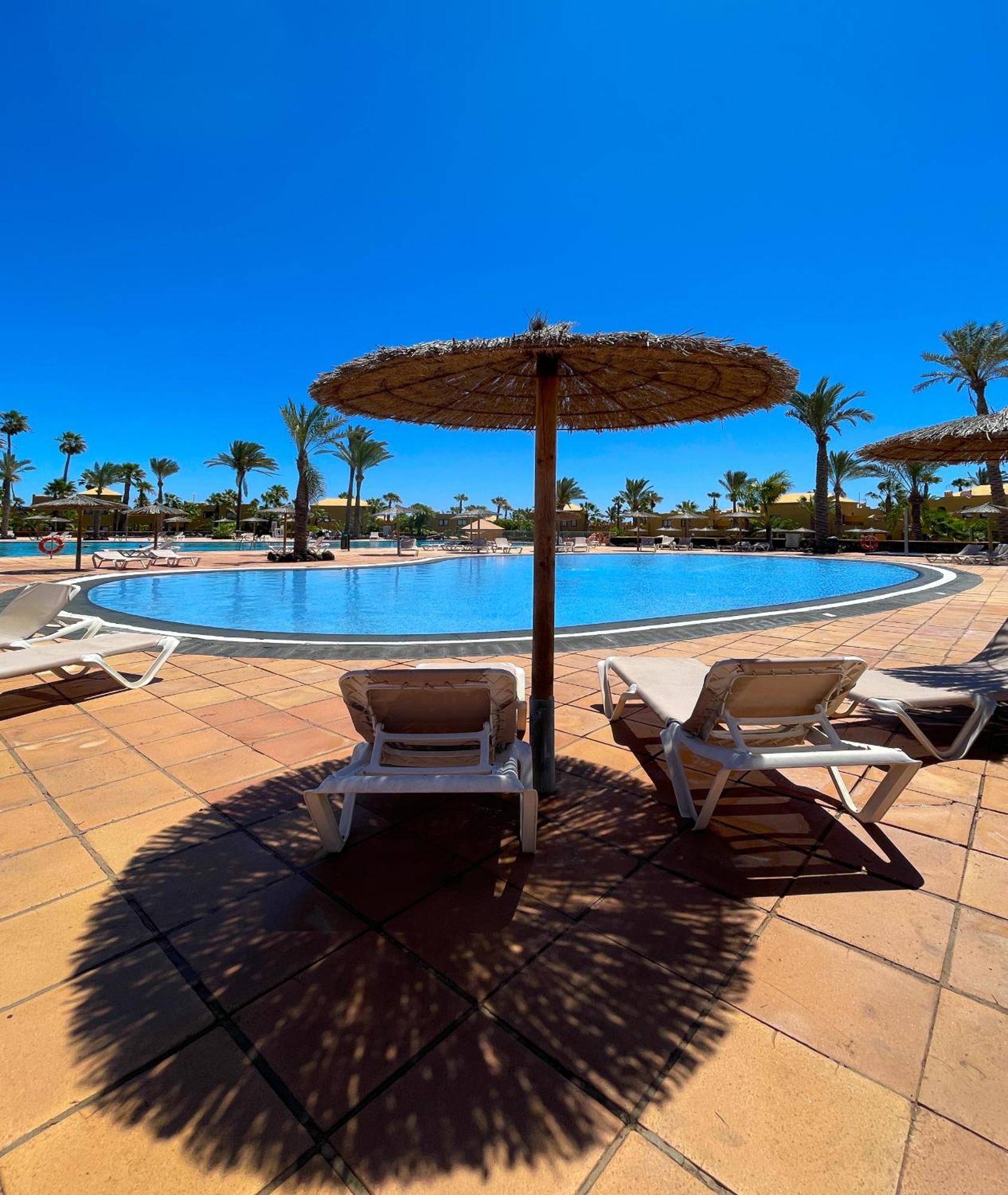 B-Rent Casa Angela Pool View Apartment คอร์ราเลโฮ ภายนอก รูปภาพ