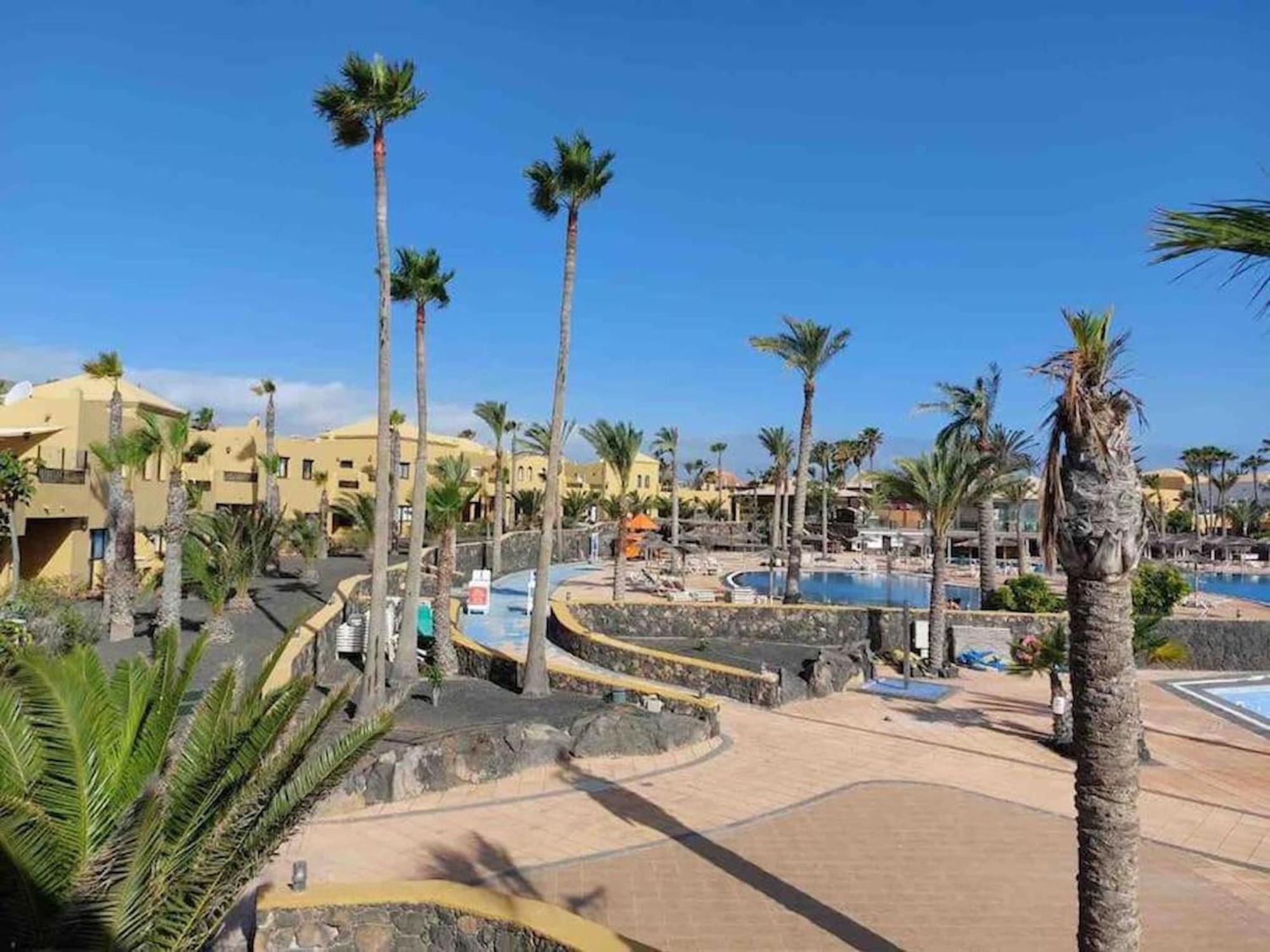 B-Rent Casa Angela Pool View Apartment คอร์ราเลโฮ ภายนอก รูปภาพ