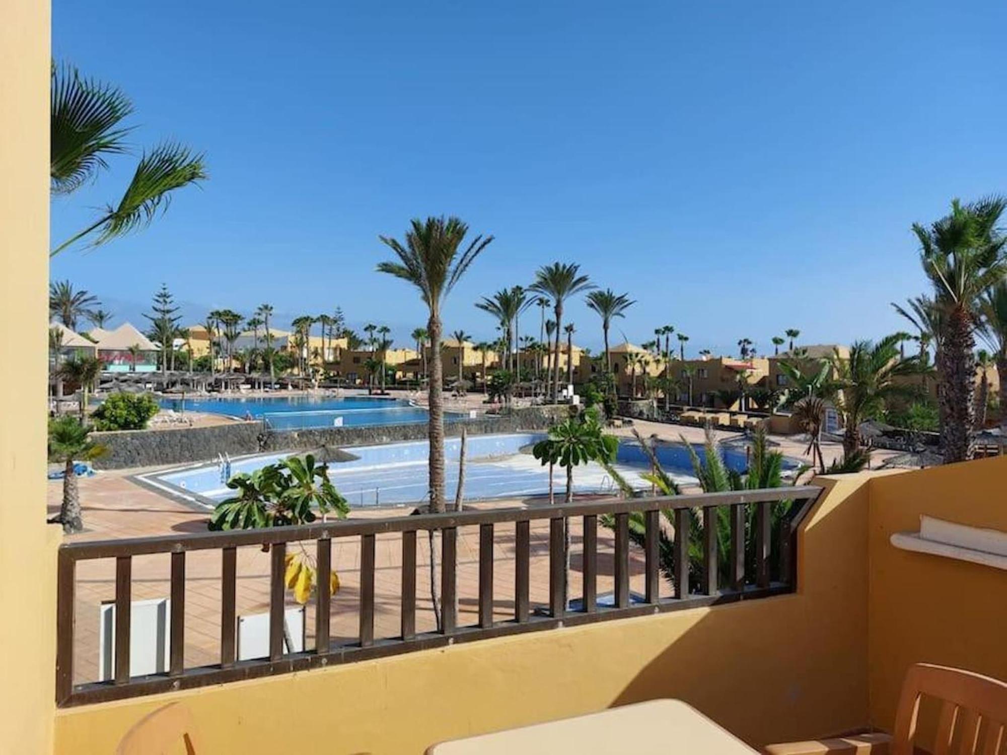 B-Rent Casa Angela Pool View Apartment คอร์ราเลโฮ ภายนอก รูปภาพ
